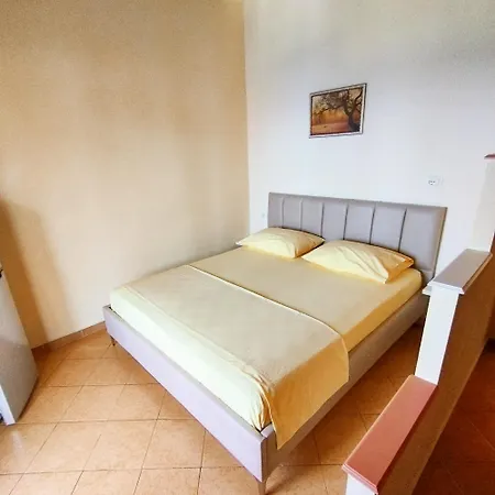 Mejdi Apartments Sarandë Zimmer foto