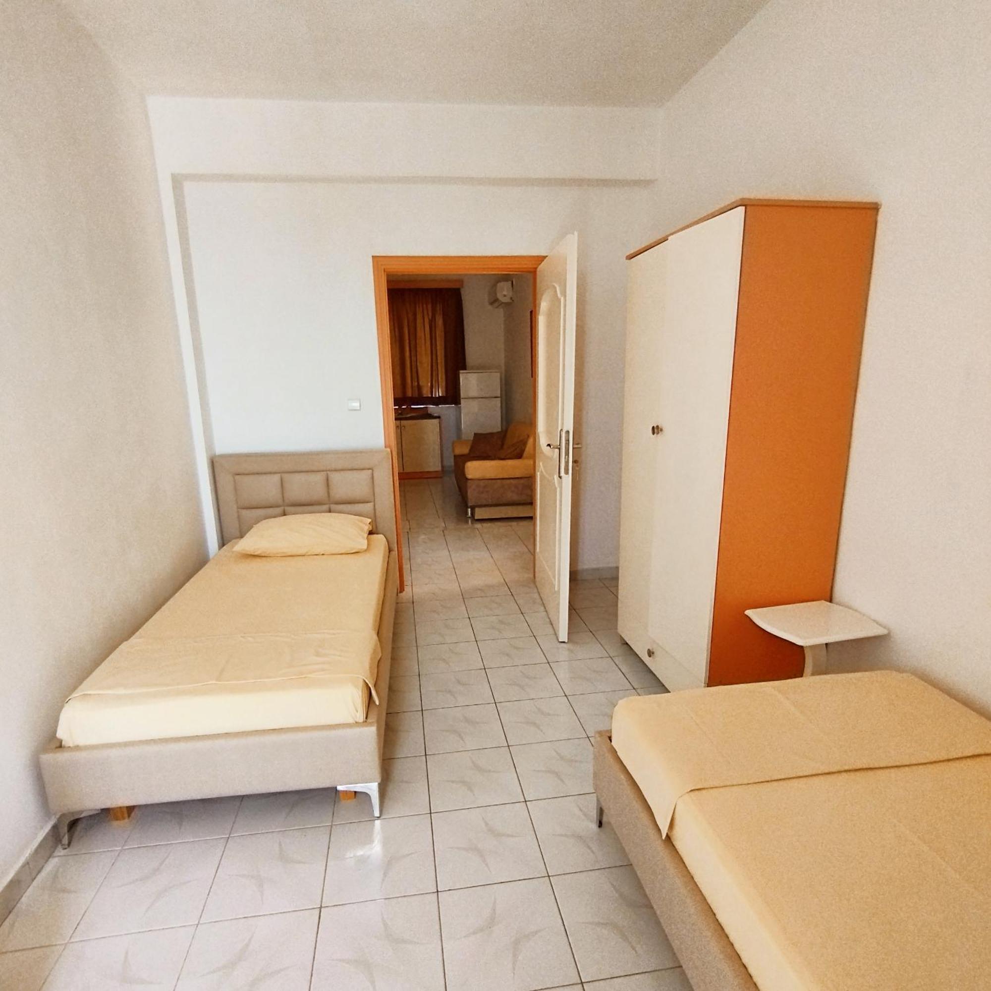 Mejdi Apartment Sarandë